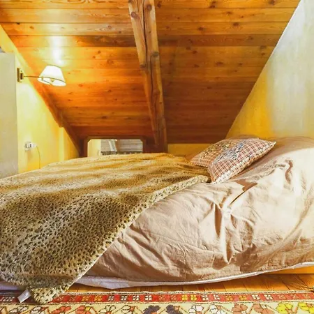 Gemuetlich Renovierte Huette Mit Garten بيت للعطل *